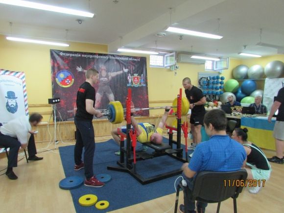 У Вінниці пройшов Кубок Поділля з жиму лежачи (ФОТО- і ВІДЕОРЕПОРТАЖ) на сайті 20minut.ua У Вінниці пройшов Кубок Поділля з жиму лежачи (ФОТО- і ВІДЕОРЕПОРТАЖ), фото №43 на сайті 20minut.ua