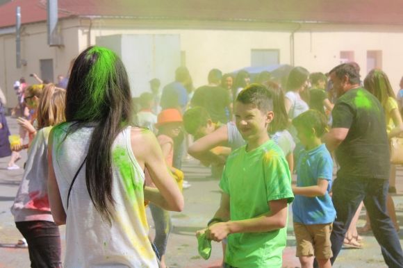 Фестиваль фарб. У парку Горького пройшло свято «Холі» (ФОТО, ВІДЕО), фото №5 на сайті 20minut.ua