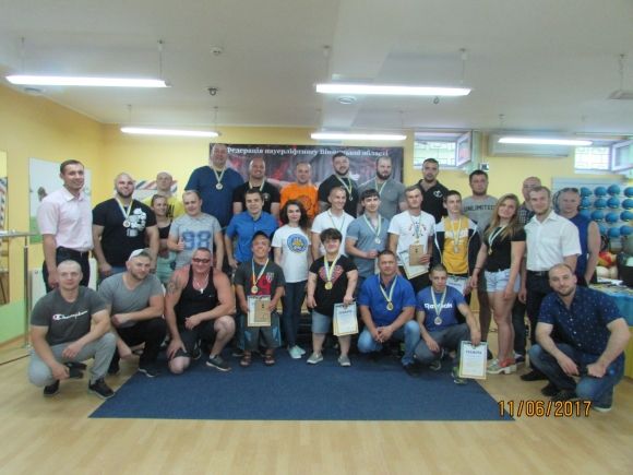 У Вінниці пройшов Кубок Поділля з жиму лежачи (ФОТО- і ВІДЕОРЕПОРТАЖ) на сайті 20minut.ua У Вінниці пройшов Кубок Поділля з жиму лежачи (ФОТО- і ВІДЕОРЕПОРТАЖ), фото №48 на сайті 20minut.ua