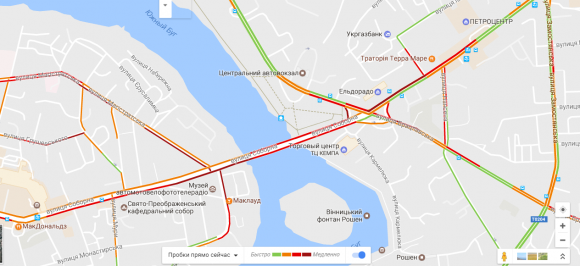 «Куди скаржитися? В ООН?»: Центральний міст потонув у заторах (ВІДЕО, ФОТО), фото №6 на сайті 20minut.ua