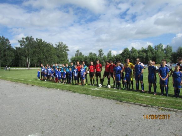 Футбол на стадіоні "Локомотив", фото №1 на сайті 20minut.ua