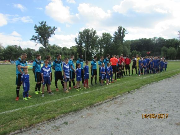 Футбол на стадіоні "Локомотив", фото №3 на сайті 20minut.ua