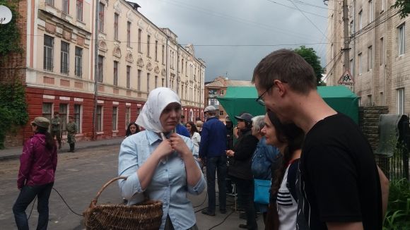 Замах на Петлюру просто у центрі Вінниці, фото №15 на сайті 20minut.ua