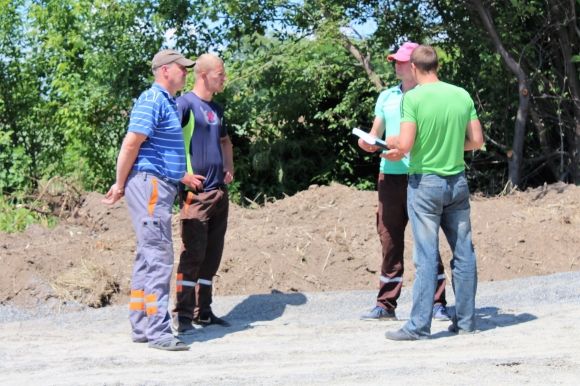 «Мерців будуть хоронити в багні». На Сабарові протестували проти цвинтаря на сайті 20minut.ua «Мерців будуть хоронити в багні». На Сабарові протестували проти цвинтаря, фото №4 на сайті 20minut.ua