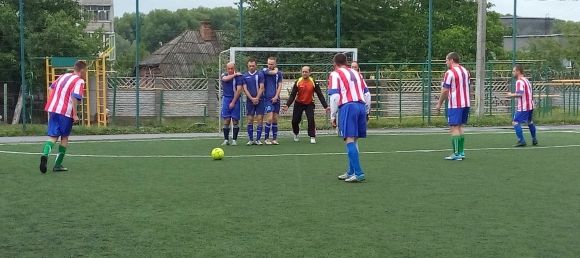 ВСІМ Бізнес-ліга: «Фахівець» і «Ротор» зустрінуться у фіналі на сайті vsim.ua ВСІМ Бізнес-ліга: «Фахівець» і «Ротор» зустрінуться у фіналі, фото №4 на сайті vsim.ua