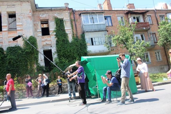 Зі знімального майданчика фільму «Замах на Петлюру»: Ми намагаємося піднімати українське кіно на новий рівень на сайті 20minut.ua Зі знімального майданчика фільму «Замах на Петлюру»: Ми намагаємося піднімати українське кіно на новий рівень, фото №1 на сайті 20minut.ua