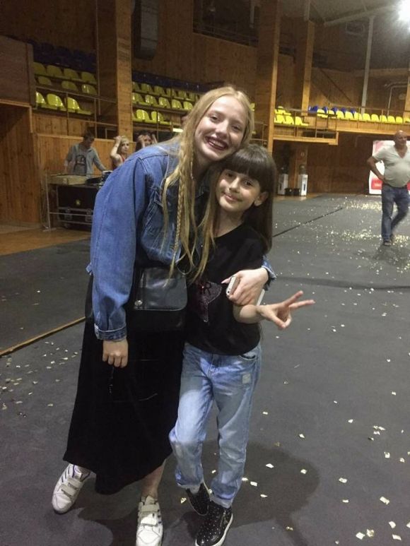 Як відомі вінничани та фіналістки «Голосу країни» відривалися на концерті MOZGI у Вінниці, фото №6 на сайті 20minut.ua