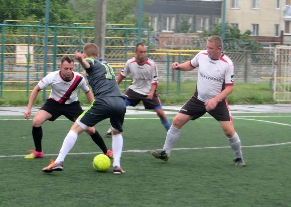 ВСІМ Бізнес-ліга: «Фахівець» і «Ротор» зустрінуться у фіналі на сайті vsim.ua ВСІМ Бізнес-ліга: «Фахівець» і «Ротор» зустрінуться у фіналі, фото №2 на сайті vsim.ua