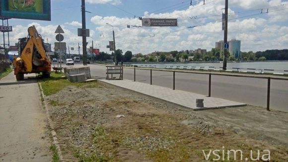 Біля «Оазису» будують нову пішохідну доріжку, фото №3 на сайті vsim.ua