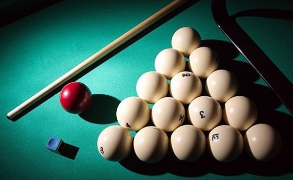 Самі дивні і цікаві закупівлі в області: драбини, ножі і більярдні столи, фото №1 на сайті 20minut.ua