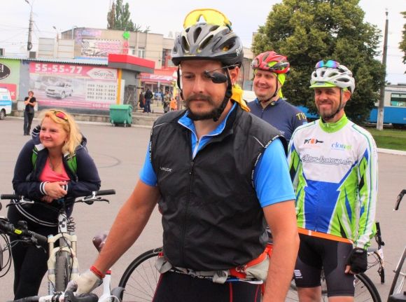 200 кілометрів навколо Вінниці за 13,5 годин: стартував велозаїзд «Пиріжковий» (ФОТО) на сайті 20minut.ua 200 кілометрів навколо Вінниці за 13,5 годин: стартував велозаїзд «Пиріжковий» (ФОТО), фото №13 на сайті 20minut.ua