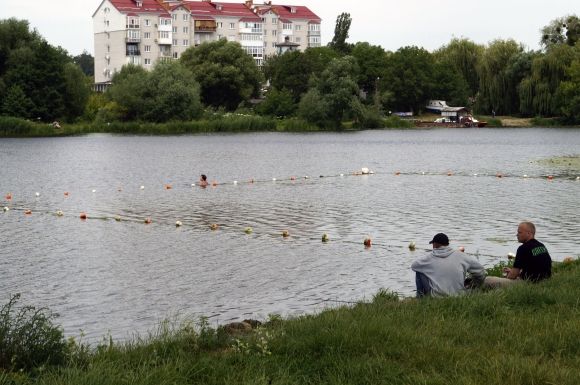 «Кожен рік таке пишуть, а плавати треба»: Як вінничани реагують на заборону купатись в Бугу на сайті 20minut.ua «Кожен рік таке пишуть, а плавати треба»: Як вінничани реагують на заборону купатись в Бугу, фото №7 на сайті 20minut.ua
