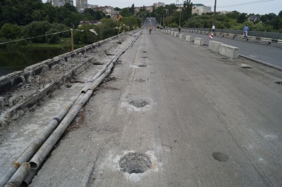 Десять днів, як перекрили Київський міст. Що там встигли зробити? (ФОТО), фото №6 на сайті 20minut.ua