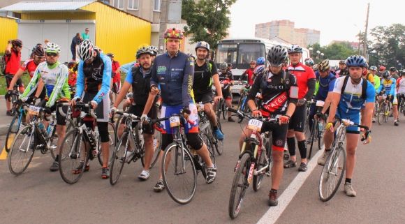 200 кілометрів навколо Вінниці за 13,5 годин: стартував велозаїзд «Пиріжковий» (ФОТО) на сайті 20minut.ua 200 кілометрів навколо Вінниці за 13,5 годин: стартував велозаїзд «Пиріжковий» (ФОТО), фото №21 на сайті 20minut.ua