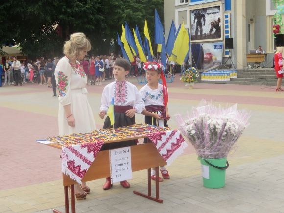 Хмельницькі відмінники виїжджають вчитися до столиці на сайті vsim.ua Хмельницькі відмінники виїжджають вчитися до столиці, фото №2 на сайті vsim.ua