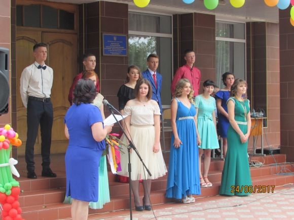 Для випускників влаштували свято на сайті 20minut.ua Для випускників влаштували свято, фото №32 на сайті 20minut.ua