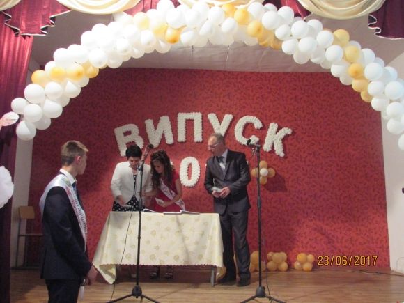 Для випускників влаштували свято на сайті 20minut.ua Для випускників влаштували свято, фото №9 на сайті 20minut.ua