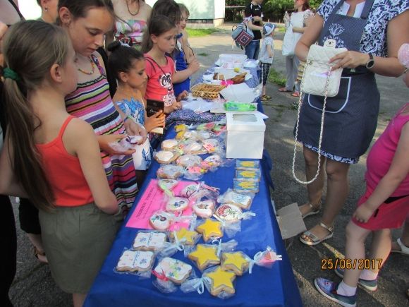 День молоді святкували тільки діти на сайті 20minut.ua День молоді святкували тільки діти, фото №7 на сайті 20minut.ua