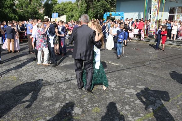 В Козятині вітали 146 випускників на сайті 20minut.ua В Козятині вітали 146 випускників, фото №10 на сайті 20minut.ua