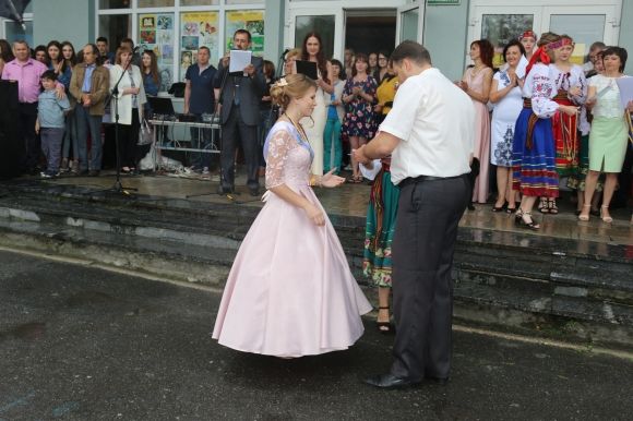 В Козятині вітали 146 випускників на сайті 20minut.ua В Козятині вітали 146 випускників, фото №3 на сайті 20minut.ua