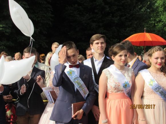 Для випускників влаштували свято на сайті 20minut.ua Для випускників влаштували свято, фото №70 на сайті 20minut.ua