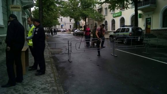 Сесія міськради знову почалася із заворушень, фото №1 на сайті 20minut.ua