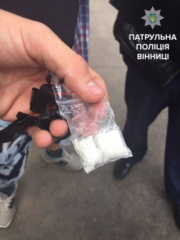 В Хмільнику  дівчина гасала за кермом ВМW з підробленими документами (ФОТО), фото №1 на сайті 20minut.ua