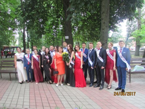 Для випускників влаштували свято на сайті 20minut.ua Для випускників влаштували свято, фото №53 на сайті 20minut.ua