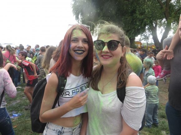 Яскраві і мокрі: на ювілейному "Green Fest" обкидались фарбами холі і пінились просто неба (ФОТО), фото №10 на сайті vsim.ua
