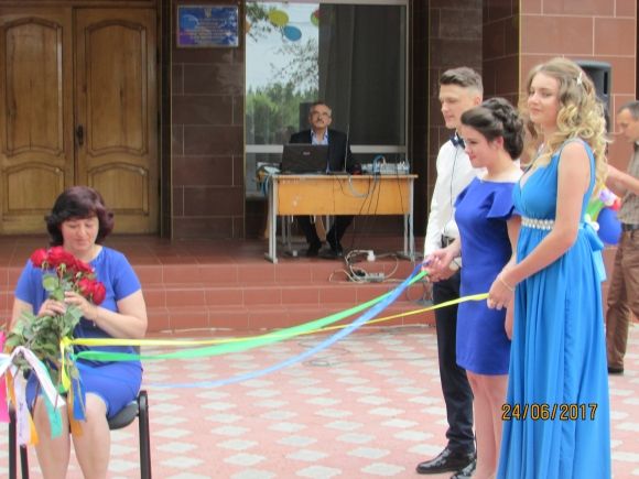 Для випускників влаштували свято на сайті 20minut.ua Для випускників влаштували свято, фото №25 на сайті 20minut.ua