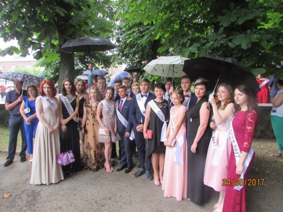 Для випускників влаштували свято на сайті 20minut.ua Для випускників влаштували свято, фото №50 на сайті 20minut.ua