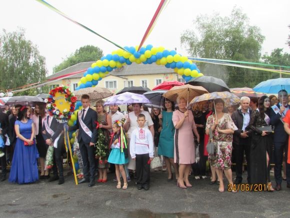 Для випускників влаштували свято на сайті 20minut.ua Для випускників влаштували свято, фото №55 на сайті 20minut.ua