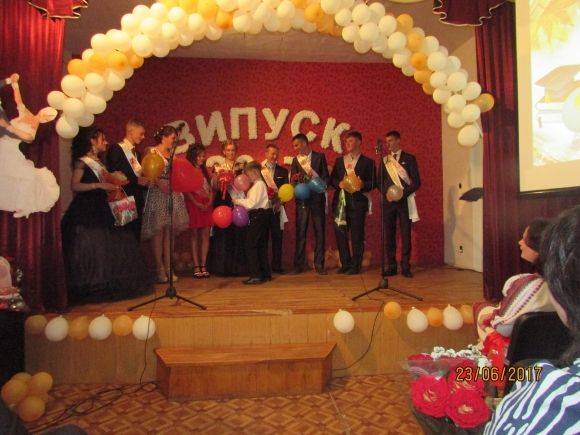 Для випускників влаштували свято на сайті 20minut.ua Для випускників влаштували свято, фото №19 на сайті 20minut.ua