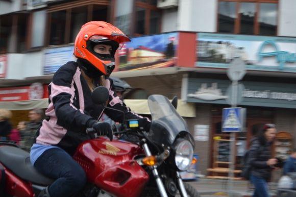 У Хмельницький "злетілися" байкери. Закрили мотосезон і розповіли трохи про себе, фото №24 на сайті vsim.ua