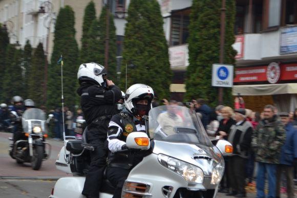 У Хмельницький "злетілися" байкери. Закрили мотосезон і розповіли трохи про себе, фото №26 на сайті vsim.ua