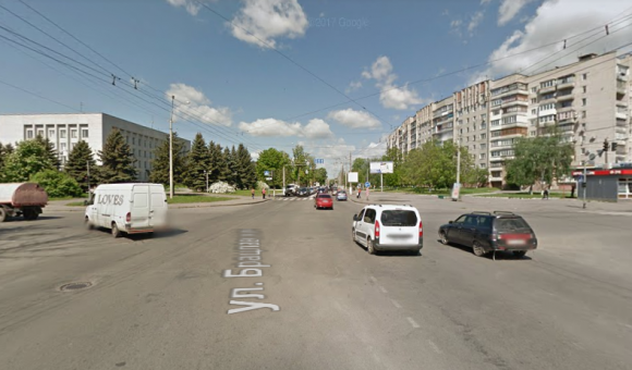 Площа Гагаріна отримала «першість» за кількістю аварій з початку року на сайті 20minut.ua Площа Гагаріна отримала «першість» за кількістю аварій з початку року, фото №2 на сайті 20minut.ua