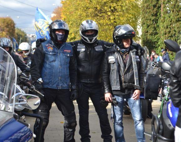 У Хмельницький "злетілися" байкери. Закрили мотосезон і розповіли трохи про себе, фото №11 на сайті vsim.ua