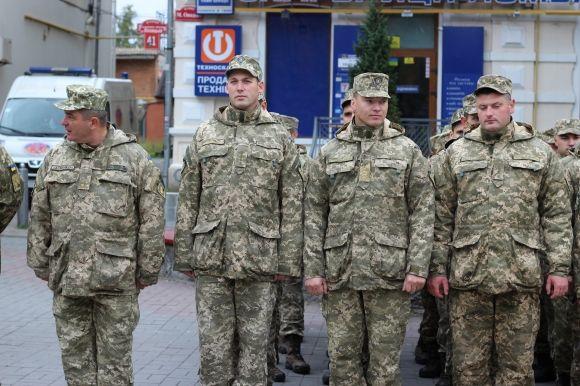 "Це свято, але дуже скорботне",- військові вшанували пам’ять загиблих побратимів, фото №6 на сайті 20minut.ua