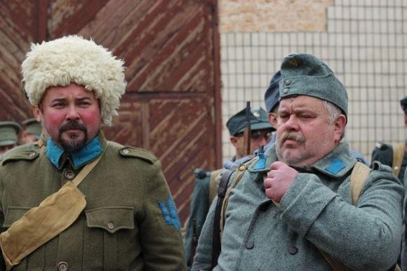 “Селфі з Петлюрою”: отаману УНР відкрили пам’ятник у повний зріст на сайті 20minut.ua “Селфі з Петлюрою”: отаману УНР відкрили пам’ятник у повний зріст, фото №4 на сайті 20minut.ua