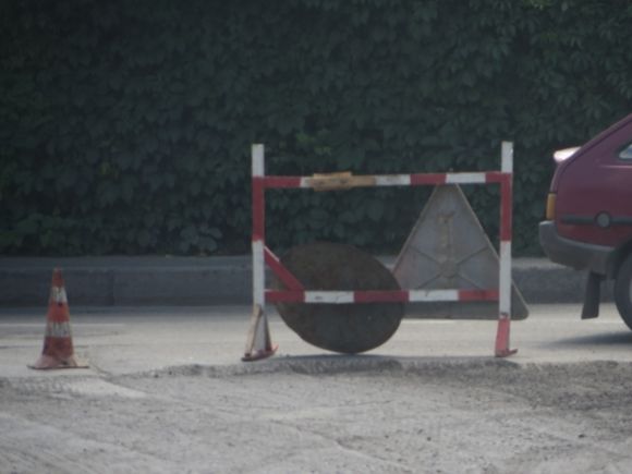 Новини Хмельницького - фото з Європейську закрили на ремонт. З бюджету піде 150 тисяч гривень Європейську закрили на ремонт. З бюджету піде 150 тисяч гривень, фото №3 на сайті vsim.ua