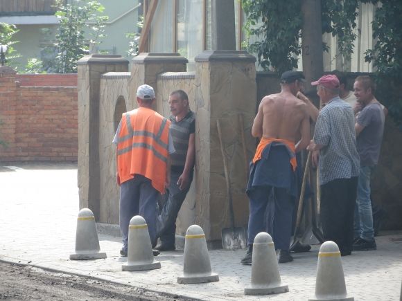 Новини Хмельницького - фото з Європейську закрили на ремонт. З бюджету піде 150 тисяч гривень Європейську закрили на ремонт. З бюджету піде 150 тисяч гривень, фото №2 на сайті vsim.ua