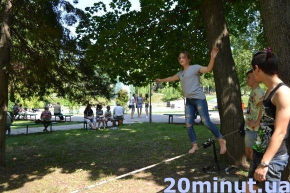 Forever young: як Кам’янець святкував День молоді (ФОТО, ВІДЕО) на сайті 20minut.ua Forever young: як Кам’янець святкував День молоді (ФОТО, ВІДЕО), фото №4 на сайті 20minut.ua