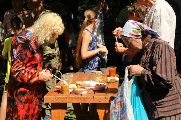 Фестиваль польової  кухні: 20 гривень за будь-яку страву з казанка. ФОТО, фото №9 на сайті 20minut.ua