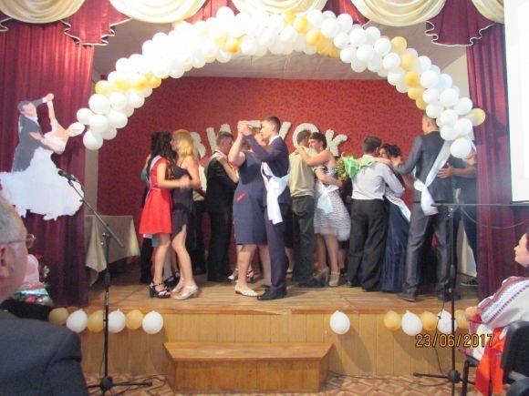 Як випускали юних у нове життя, фото №7 на сайті 20minut.ua