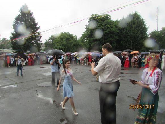 Як випускали юних у нове життя, фото №16 на сайті 20minut.ua