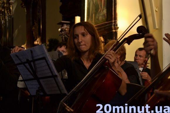 Viva Verdi!: у Кам’янці стартував фестиваль «Опера в мініатюрі» (ФОТО, ВІДЕО) на сайті 20minut.ua Viva Verdi!: у Кам’янці стартував фестиваль «Опера в мініатюрі» (ФОТО, ВІДЕО), фото №4 на сайті 20minut.ua