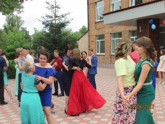 Як випускали юних у нове життя, фото №14 на сайті 20minut.ua