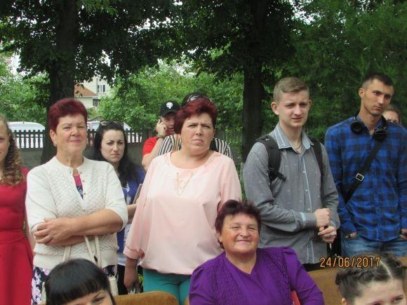 Як випускали юних у нове життя, фото №12 на сайті 20minut.ua