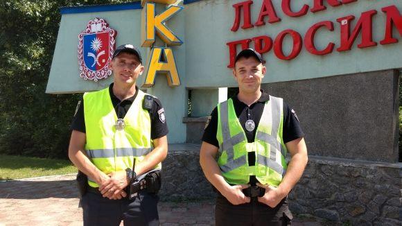 Новини Хмельницького - фото з Як працює дорожня поліція на трасах Хмельницької області (ФОТОРЕПОРТАЖ) Як працює дорожня поліція на трасах Хмельницької області (ФОТОРЕПОРТАЖ), фото №7 на сайті vsim.ua