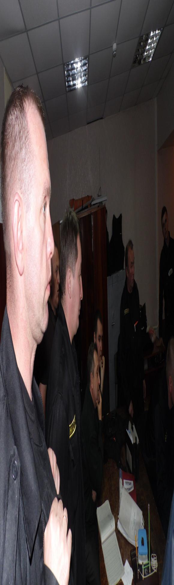 «Нас кидають на зарплаті». Інкасатори Ощадбанку готові до бойкоту (ВІДЕО) на сайті 20minut.ua «Нас кидають на зарплаті». Інкасатори Ощадбанку готові до бойкоту (ВІДЕО), фото №7 на сайті 20minut.ua